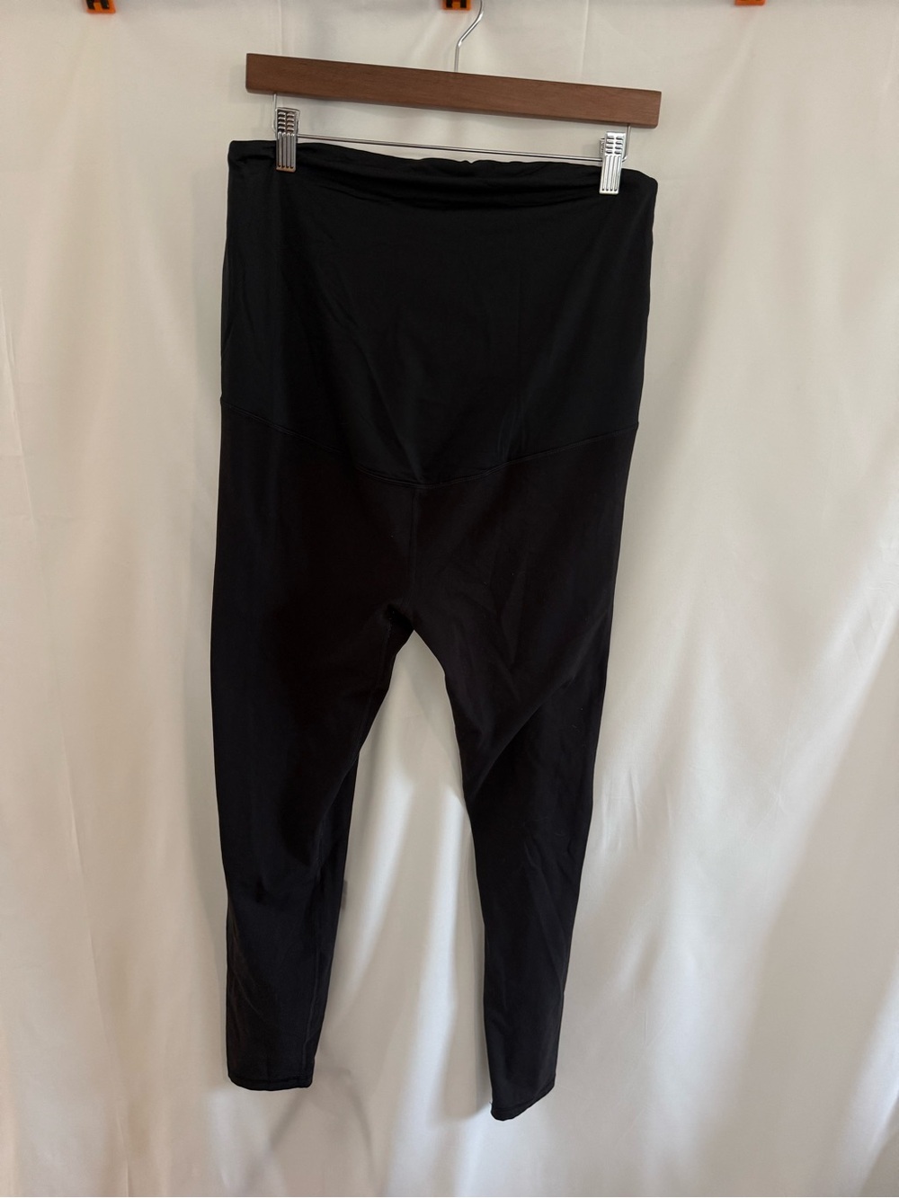 Ingrid+Isabel Black Maternity Leggings